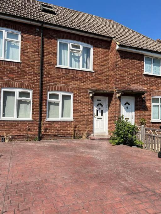 1 Bedroom Flat Sleeps 4 In Abingdon Oxfordshire Exteriér fotografie